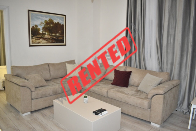 Two bedroom apartment for rent at Zogu I Boulevard near Faculty of Natural Sciences n Tirana.
Locat